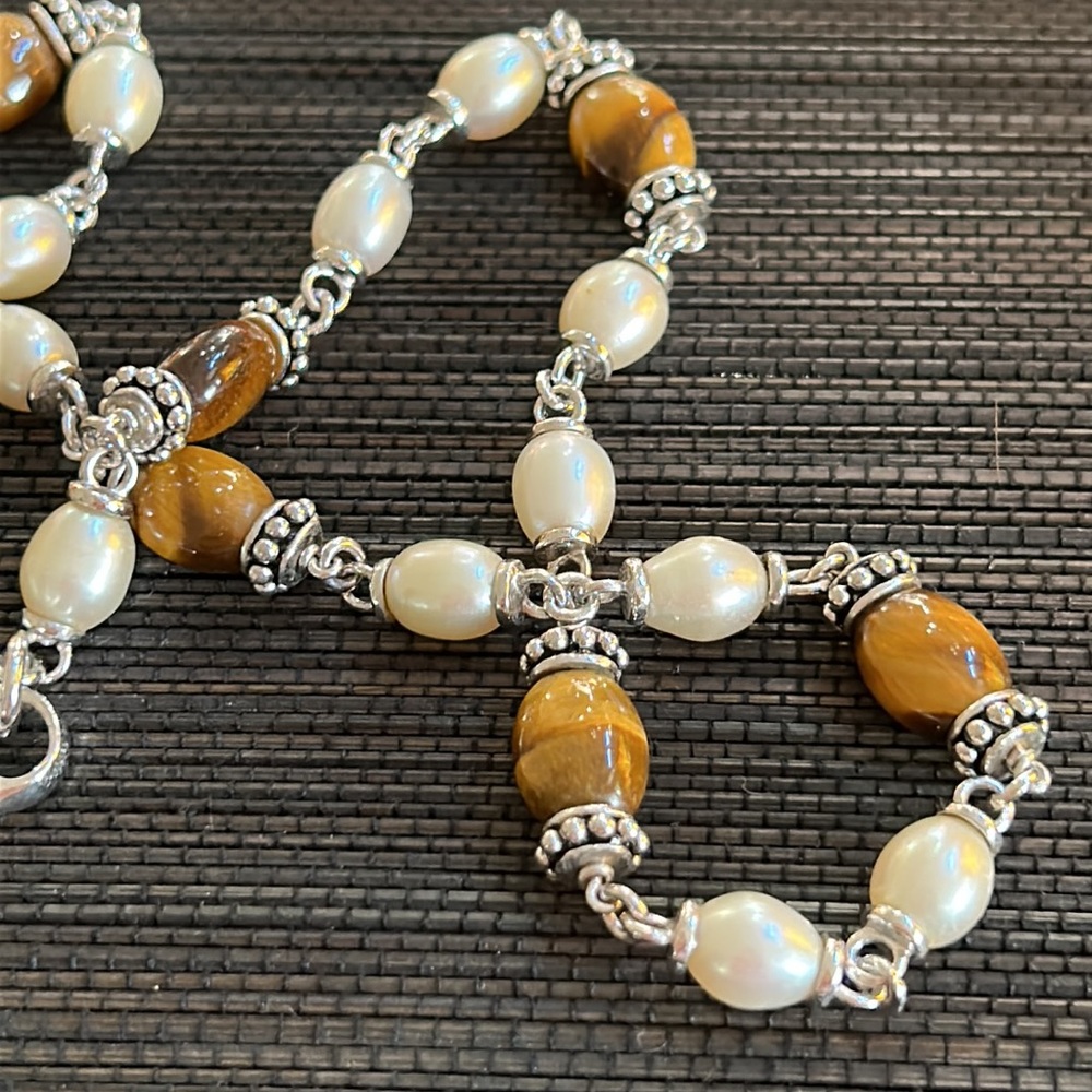 VTG Silver Necklace with silver beads, faux pearls and tiger eye beads - Picture 3 of 5